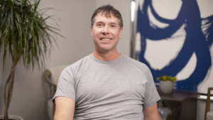 John Needed Extractions and Dental Implants in Hiawatha, IA