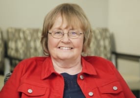 Jackie the tooth extraction patient in Hiawatha, IA: 